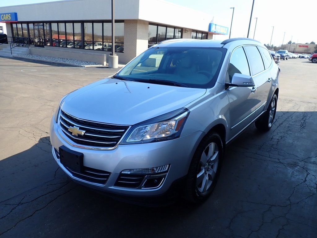 Pre-Owned 2015 Chevrolet Traverse LTZ