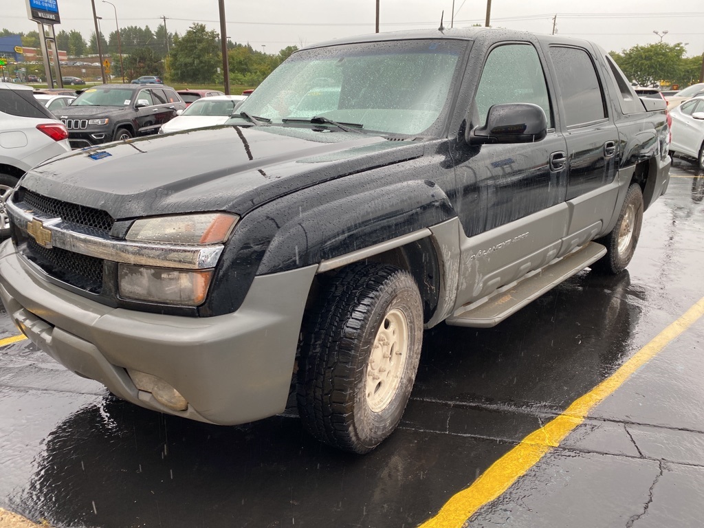 Pre-Owned 2002 Chevrolet Avalanche 2500 LT